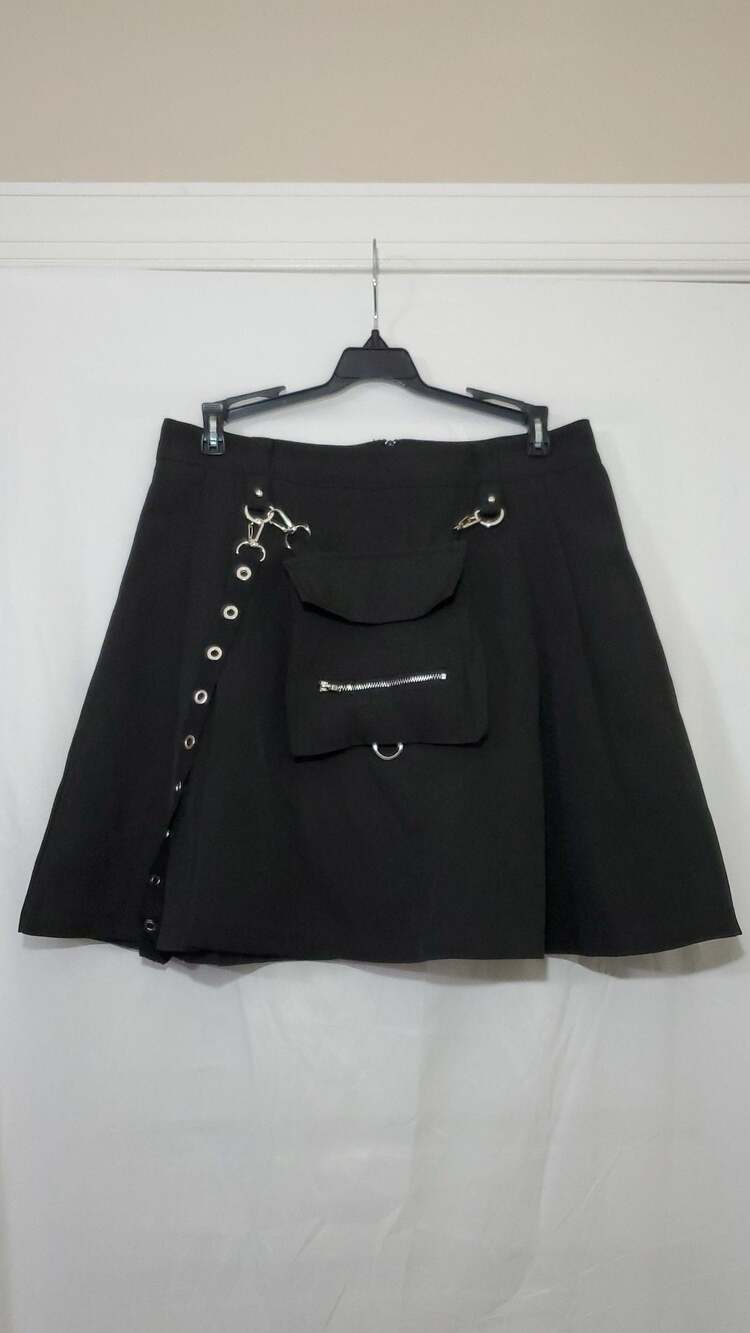 ROMWE PUNK Black Grommet Detail Skort with Detachable Pouch Size XL